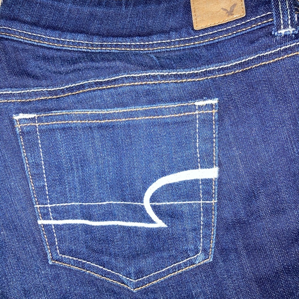 Jeans - Picture 2 of 3